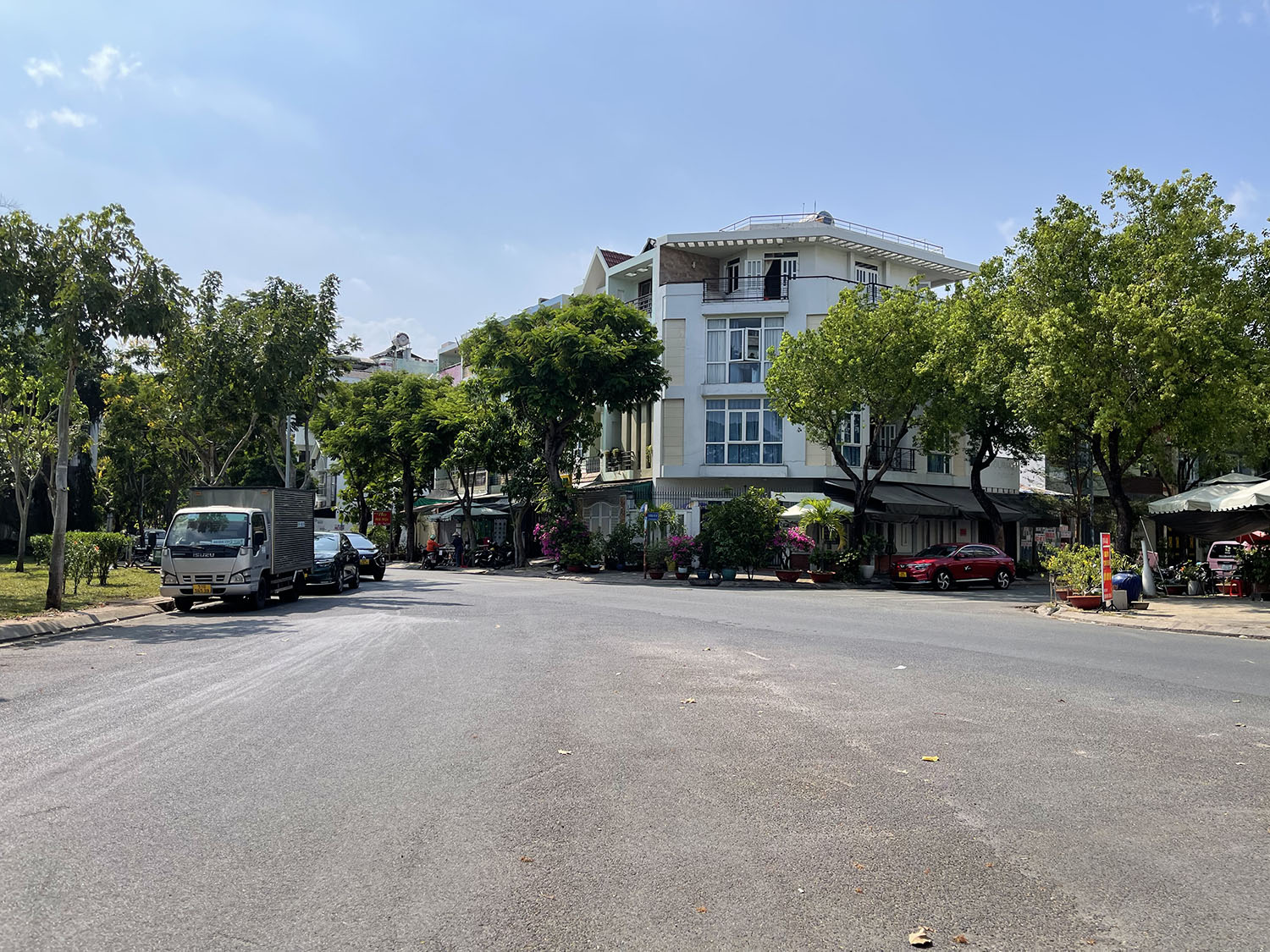 Siêu phẩm Biệt thự 3 lầu công viên ven sông khu Biệt thự cao cấp Phường Tân Phong, Quận 7